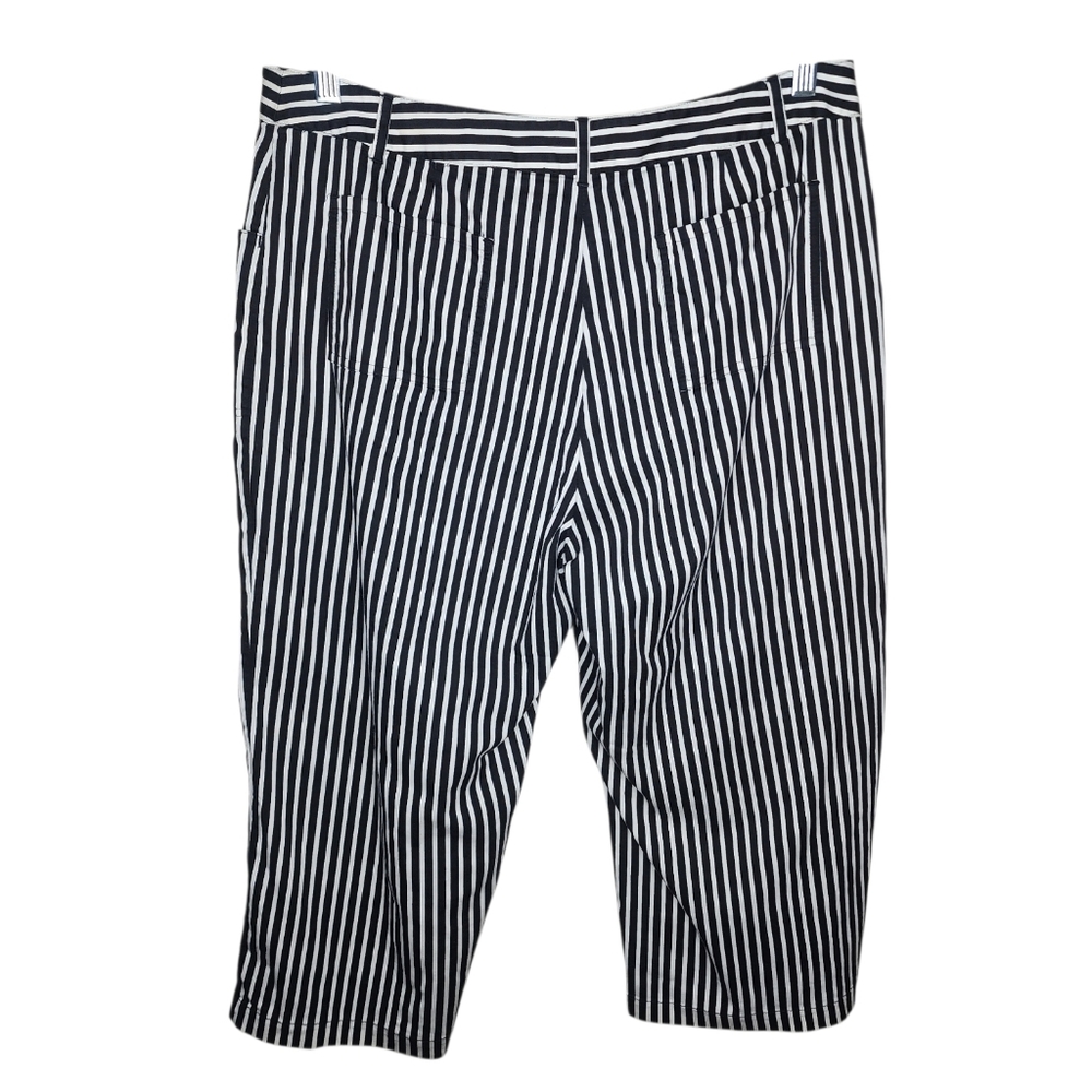 Chicos Women's Black & White Striped Cropped Pants Stretch Size 2.5 - Picture 5 of 8